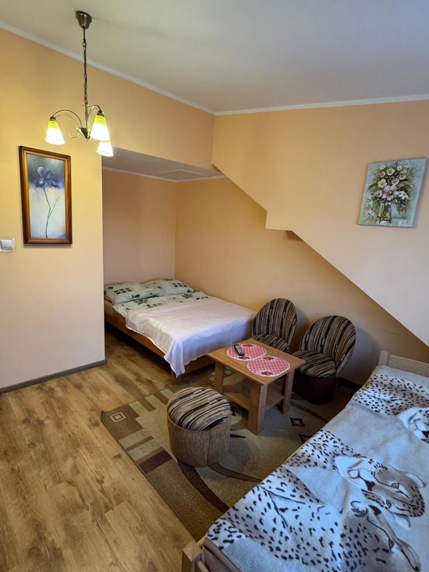 Pokoje Goscinne U Sary Ujście-Darłowskie Buitenkant foto